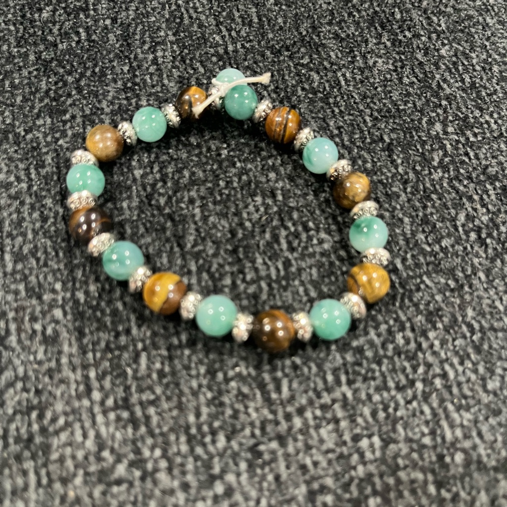 Chic Beaded Bracelet With Green And Brown Tones